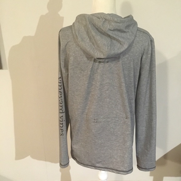 Vineyard Vines Whale Performance Hoodie - Picture 4 of 6